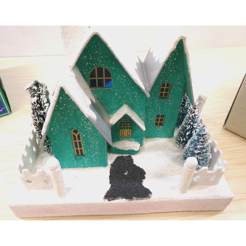 Christopher Radco Shiny Brite Mistletoe Circle Sparkle Town Paper House with Box